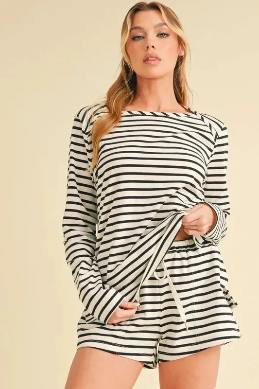 Aemi Co Drawstring Contrast Striped Shorts