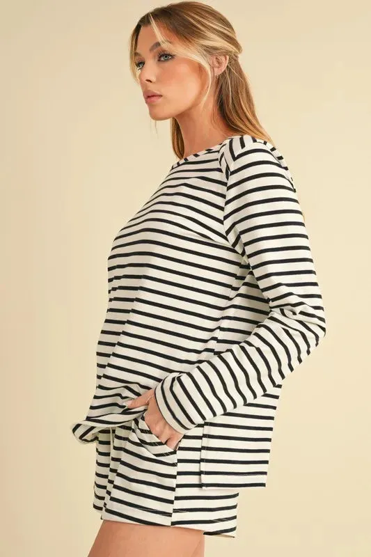 Aemi Co Drawstring Contrast Striped Shorts