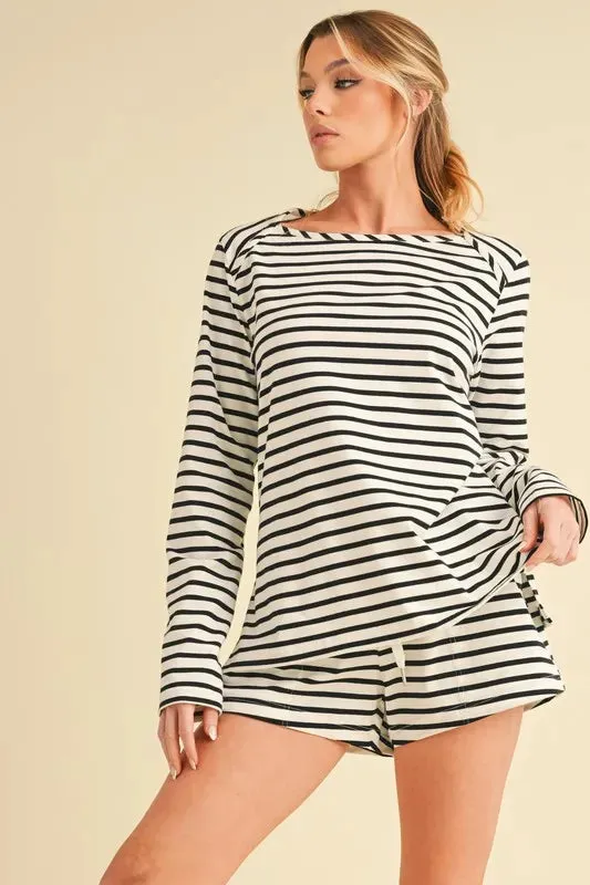 Aemi Co Drawstring Contrast Striped Shorts
