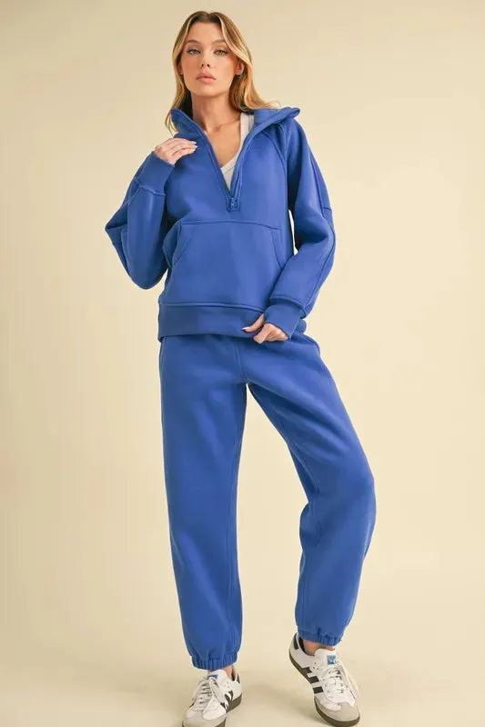 Aemi Co Drawstring Elastic Waist Joggers