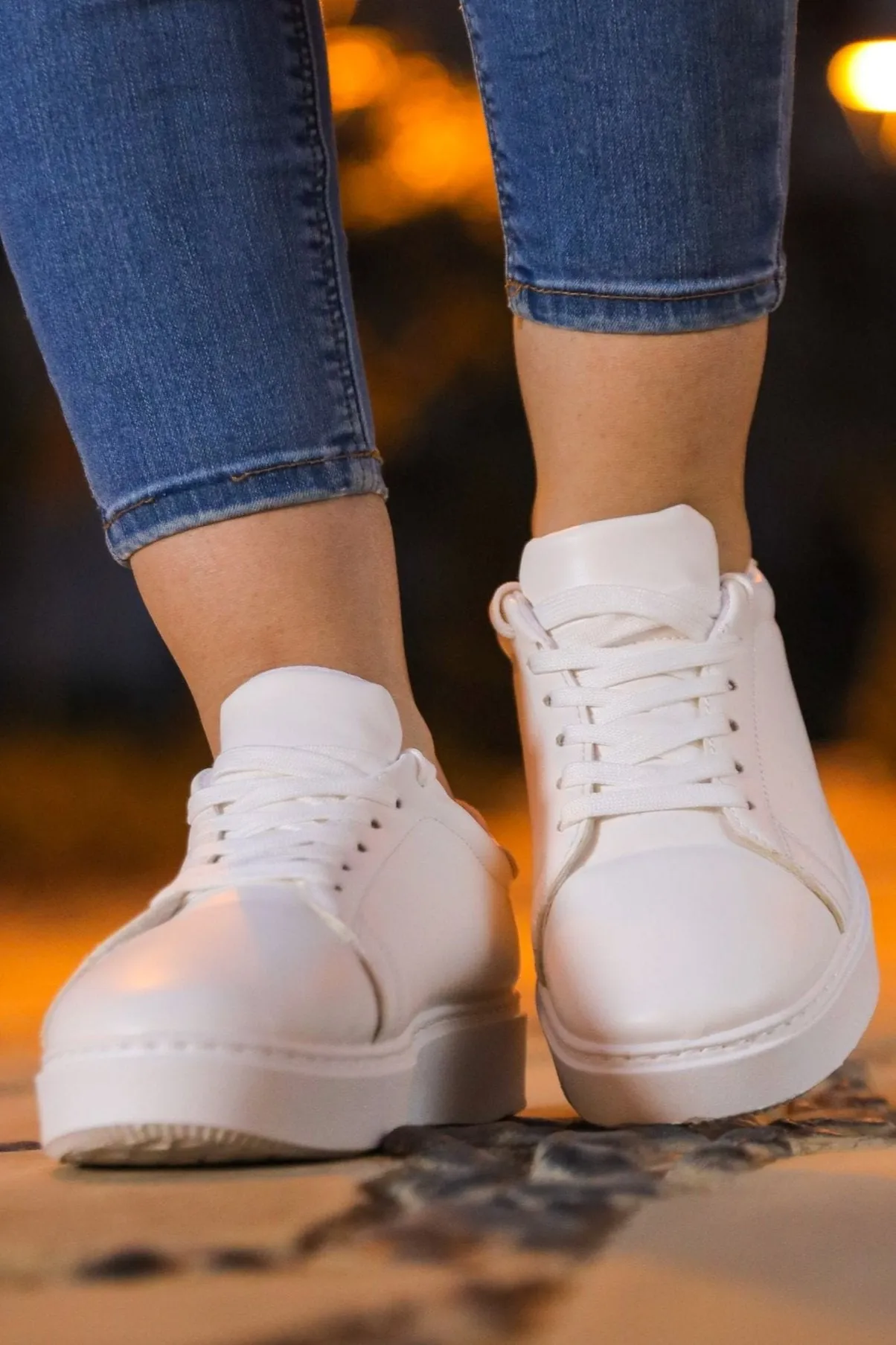 Basic Everyday Casual Plain Sneakers - White