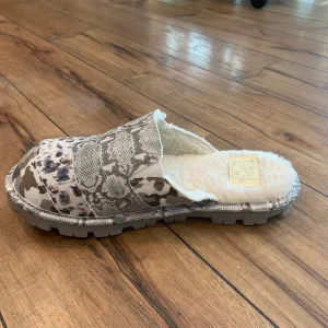 Blowfish- Off White Camo