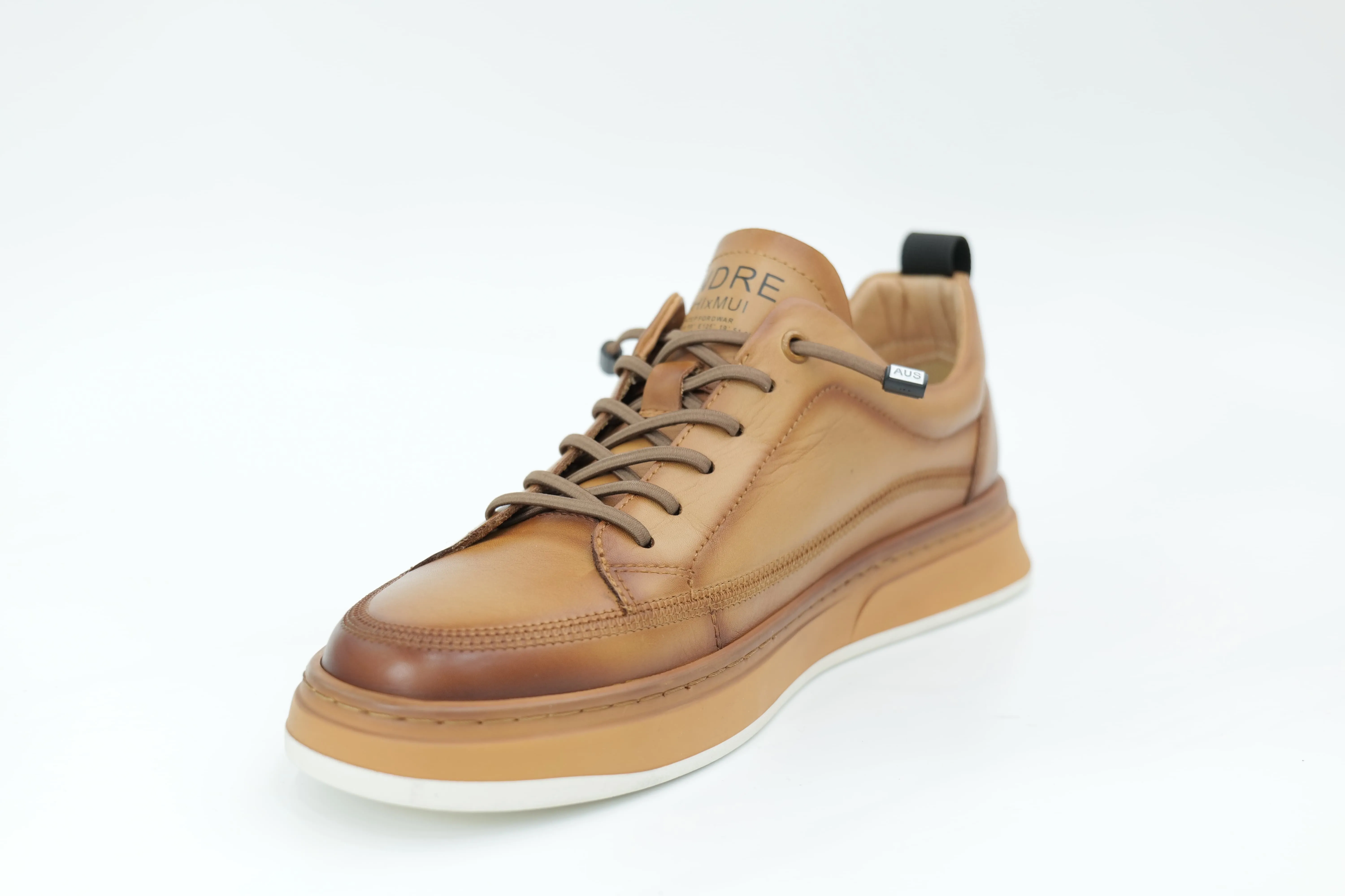 Casual sneakers