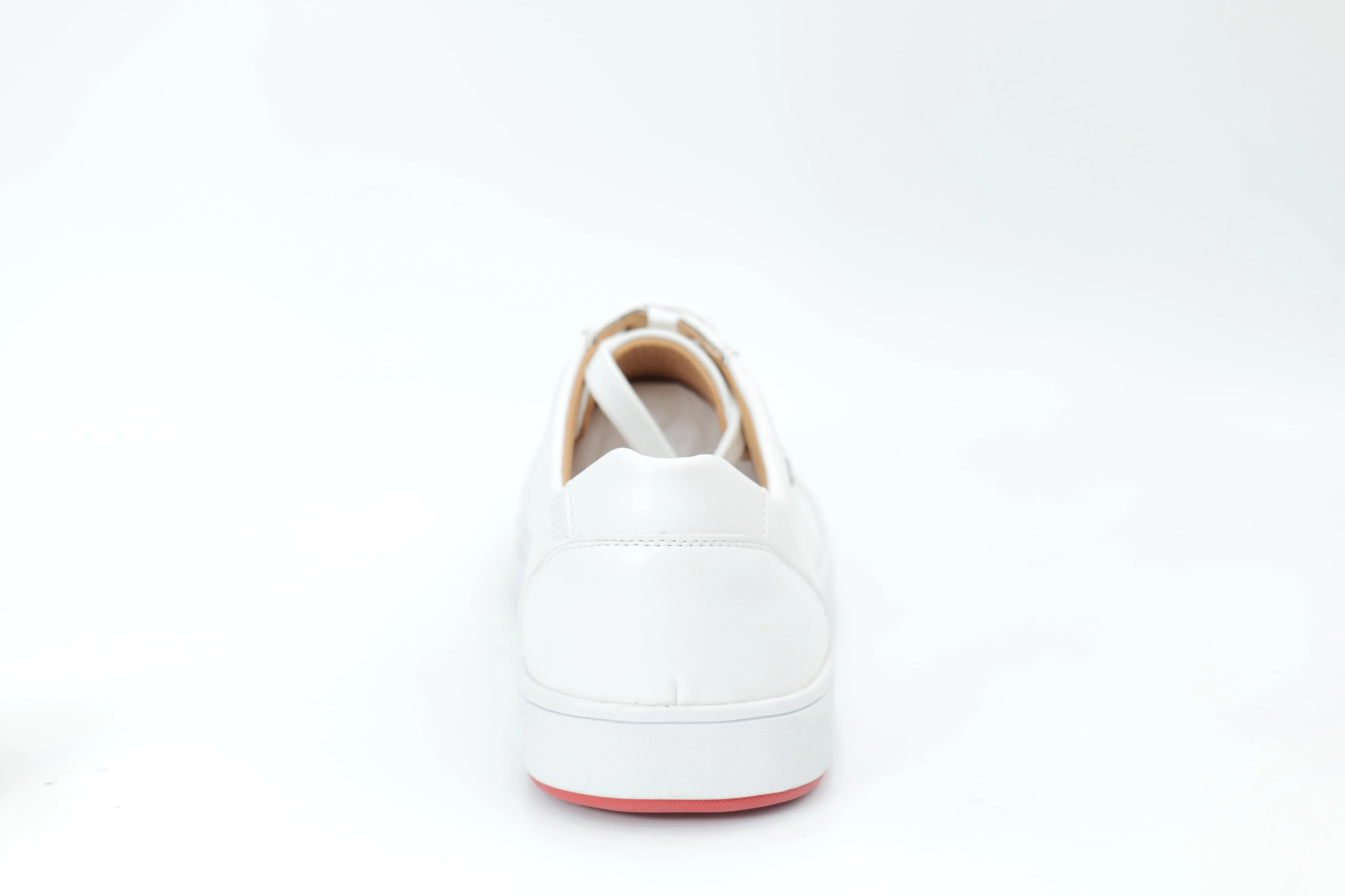 Casual sneakers