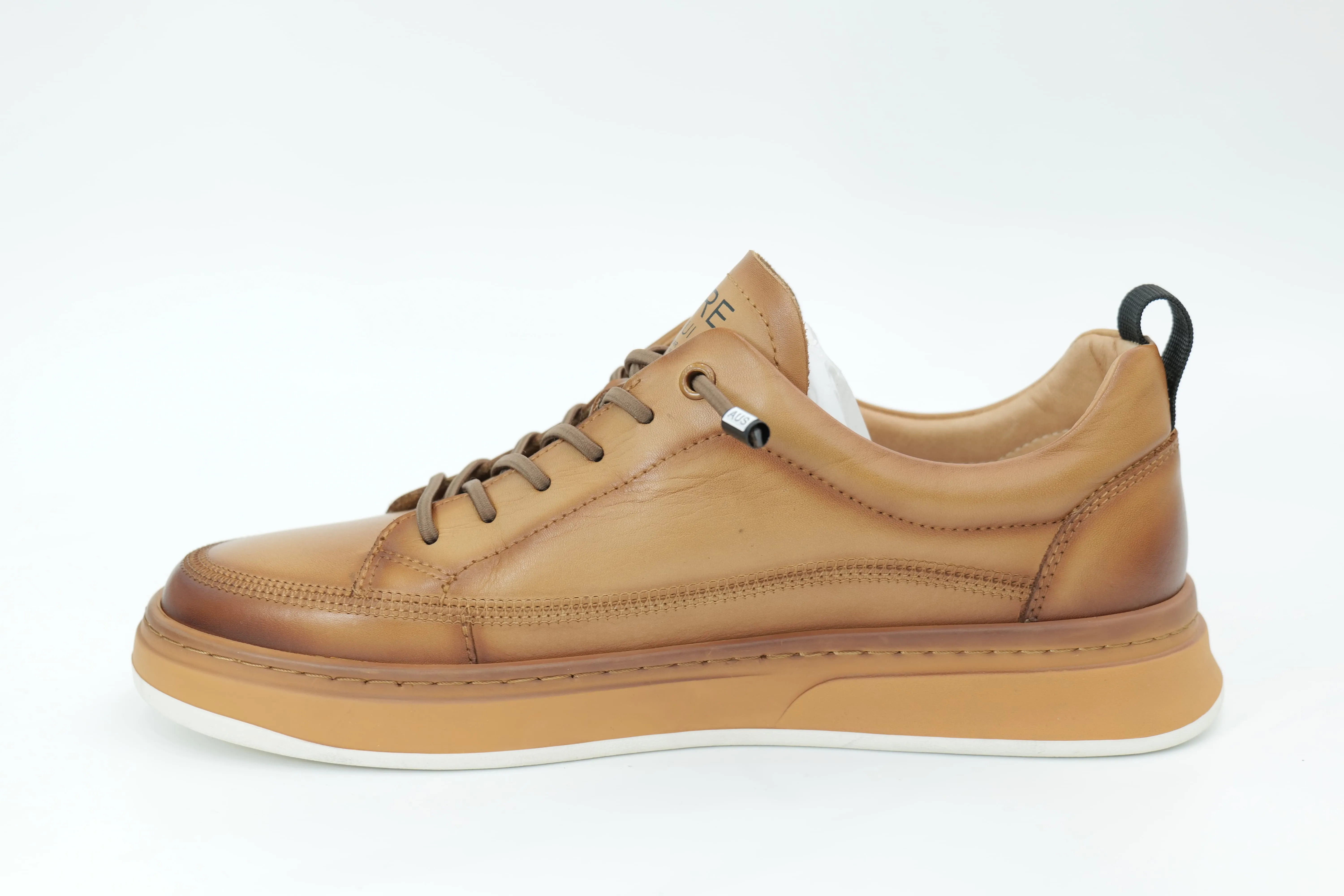Casual sneakers