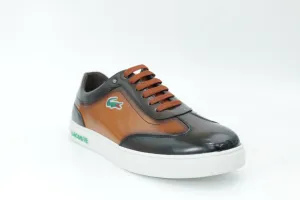 Casual sneakers