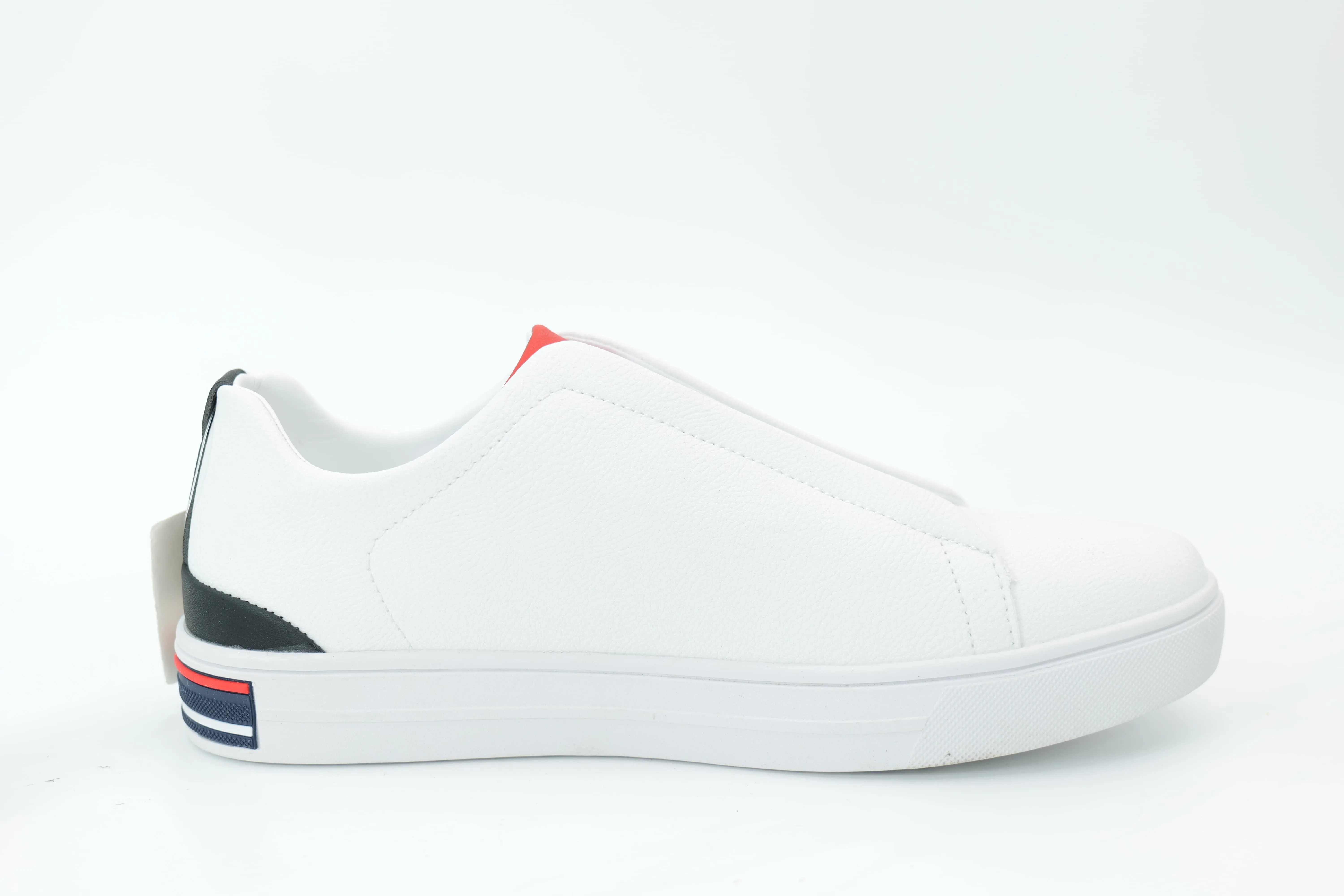 Casual sneakers