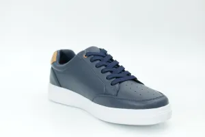 Casual sneakers