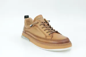 Casual sneakers