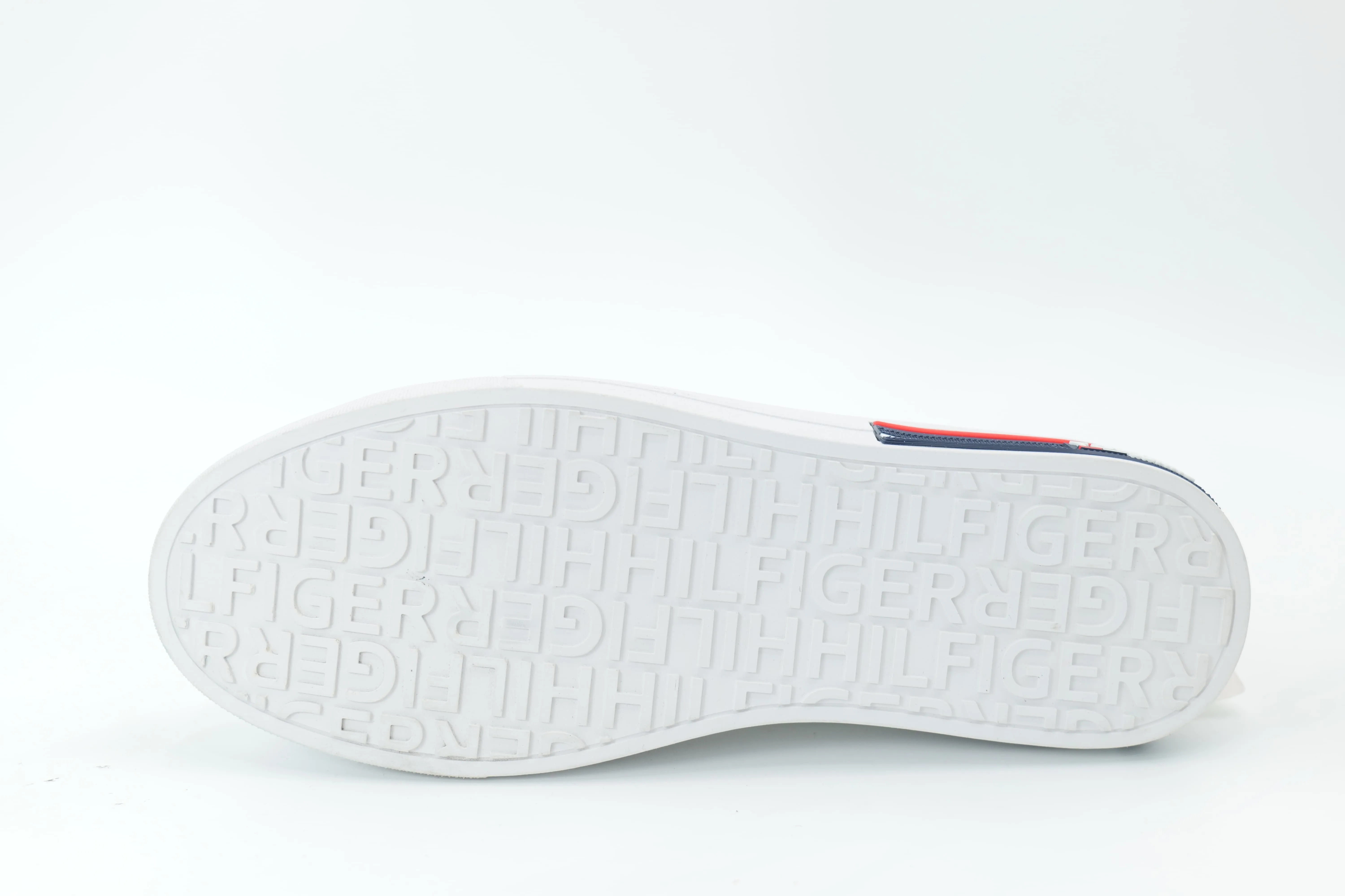 Casual sneakers
