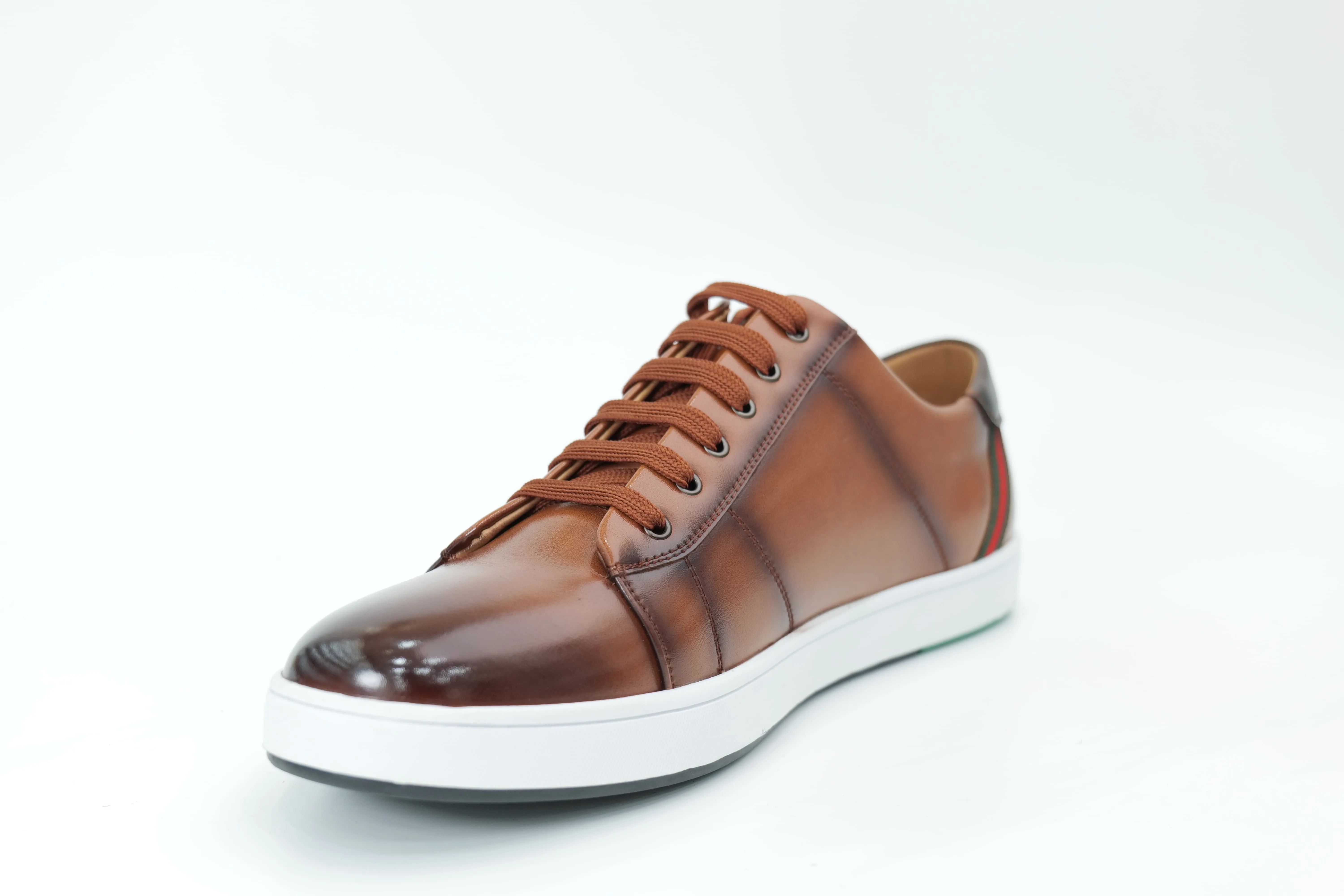 Casual sneakers