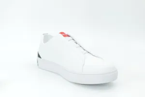 Casual sneakers