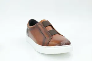 Casual sneakers