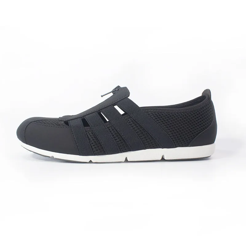 Casual sneakers