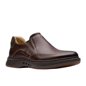 Clarks Men's Un Briley Step Leather Wide Mahogany