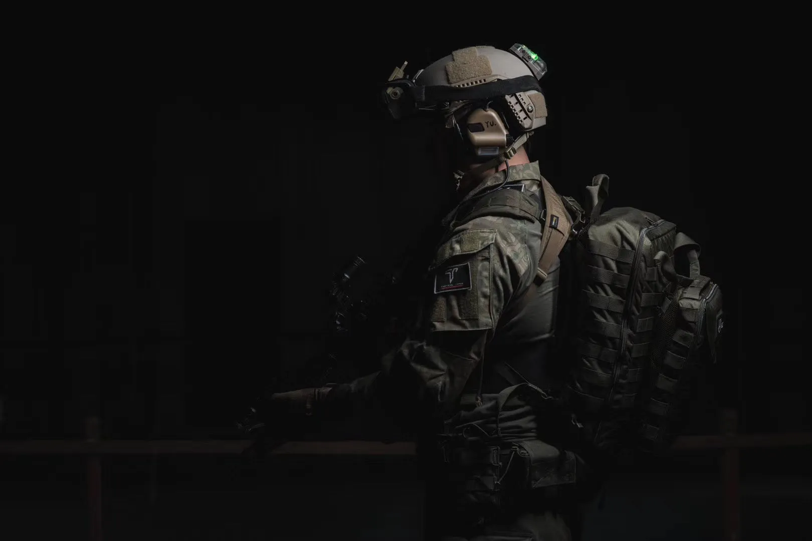F101 “Stealth” Survival Light