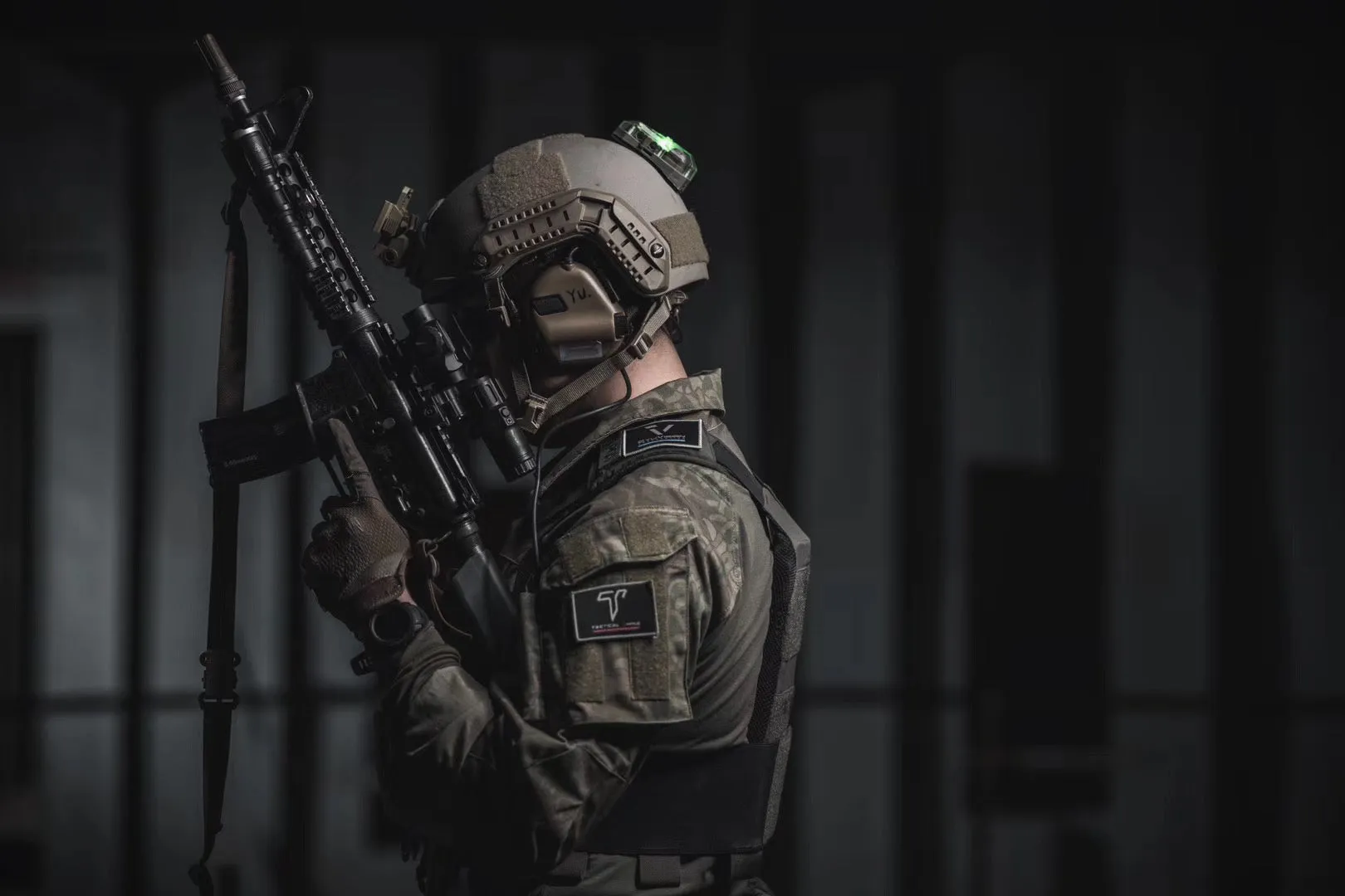 F101 “Stealth” Survival Light