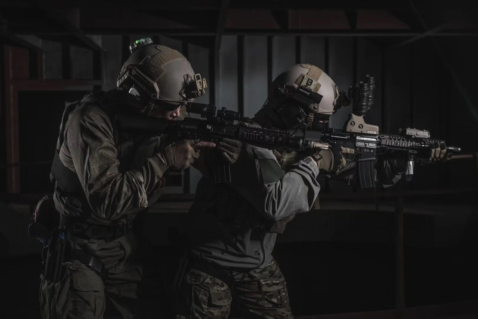 F101 “Stealth” Survival Light