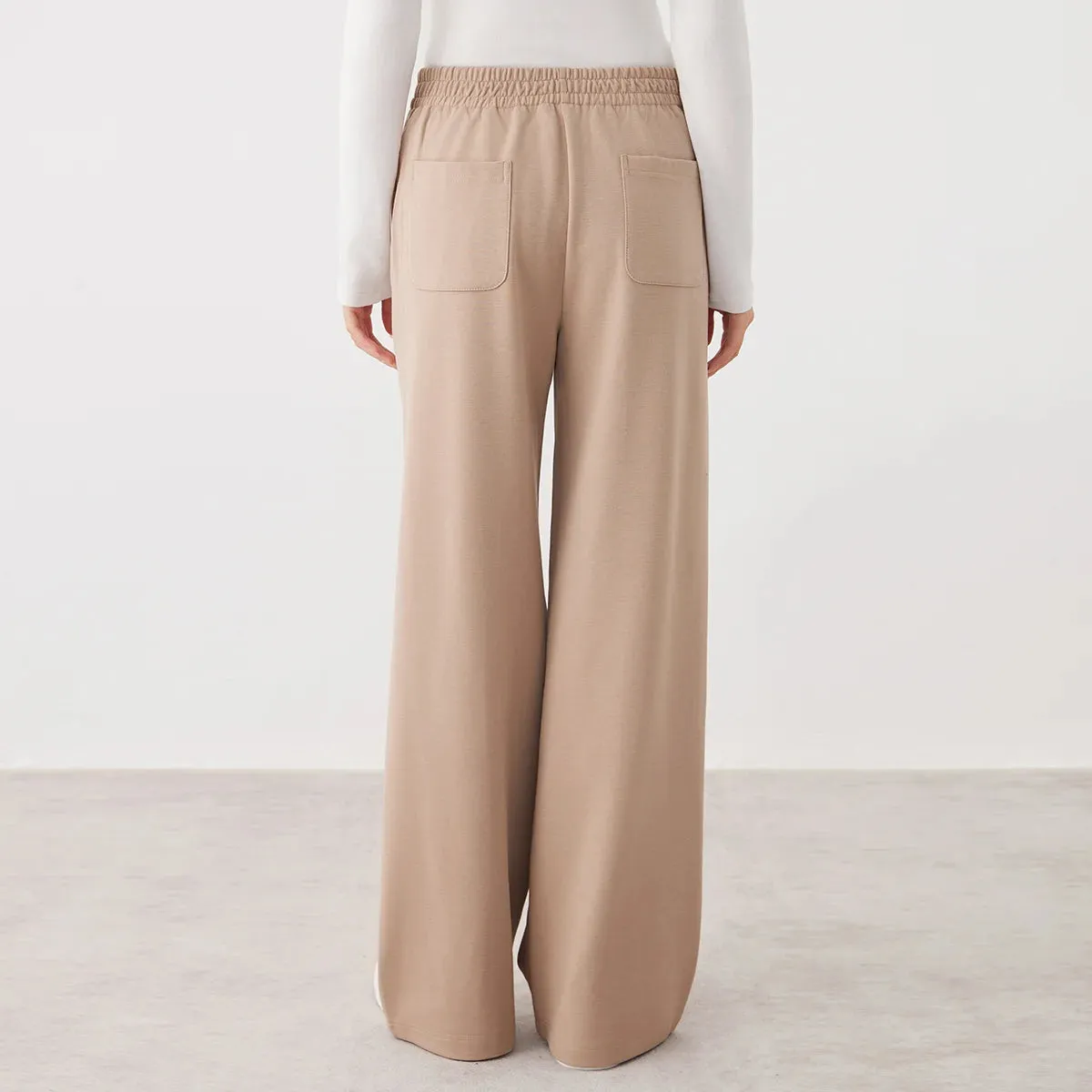 High-Waisted Wide-Leg Trousers | Elegant & Comfortable | Tailored Fit
