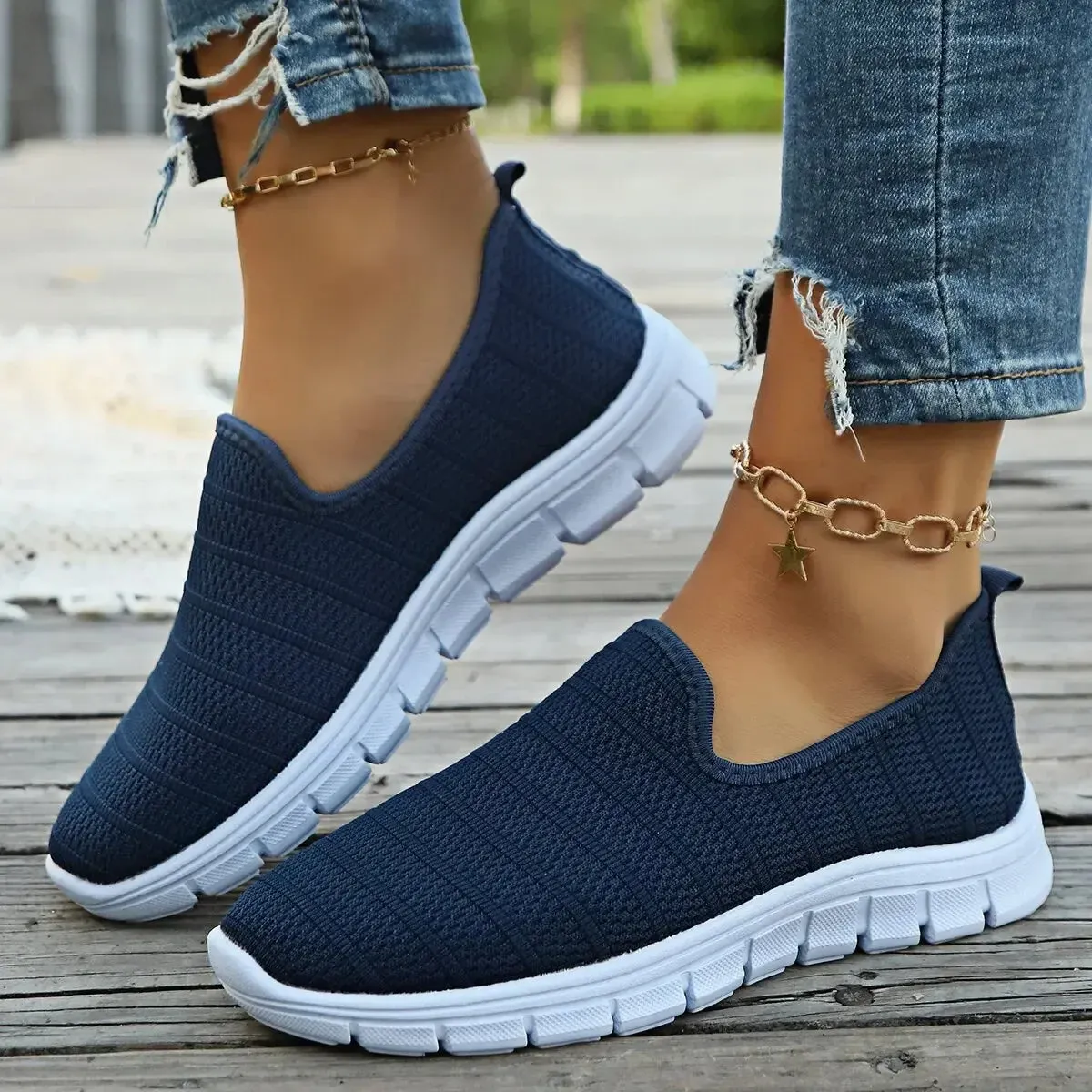 Julia Simple Comfortable Slip-Ons