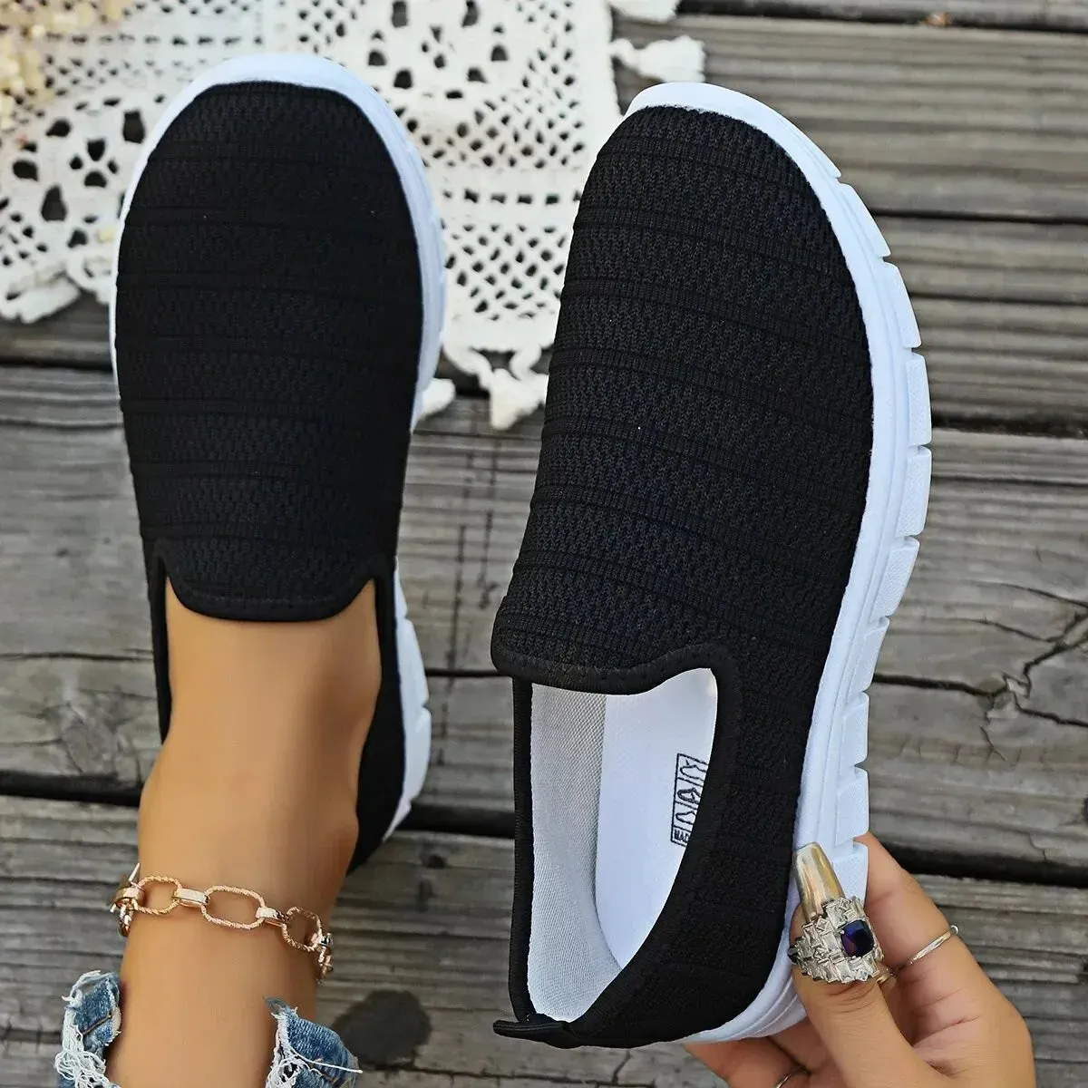Julia Simple Comfortable Slip-Ons