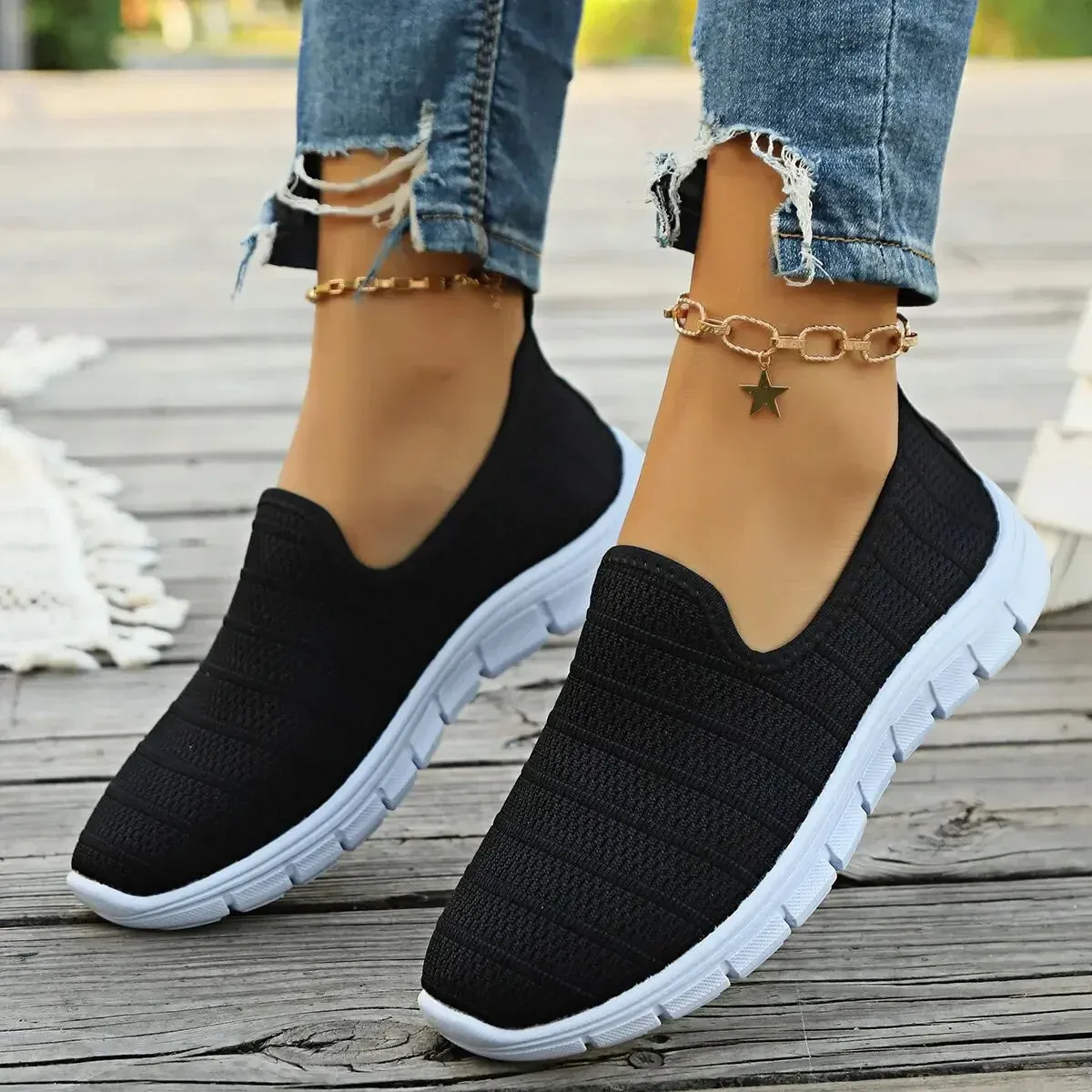 Julia Simple Comfortable Slip-Ons