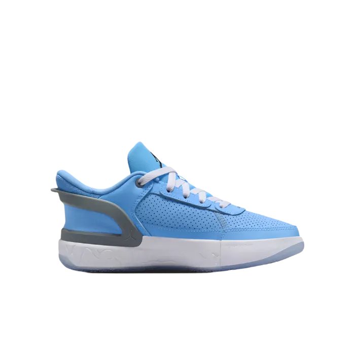 Junior Day 1 Basketball Shoe