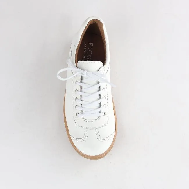 Lace-up Sneaker