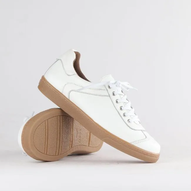 Lace-up Sneaker