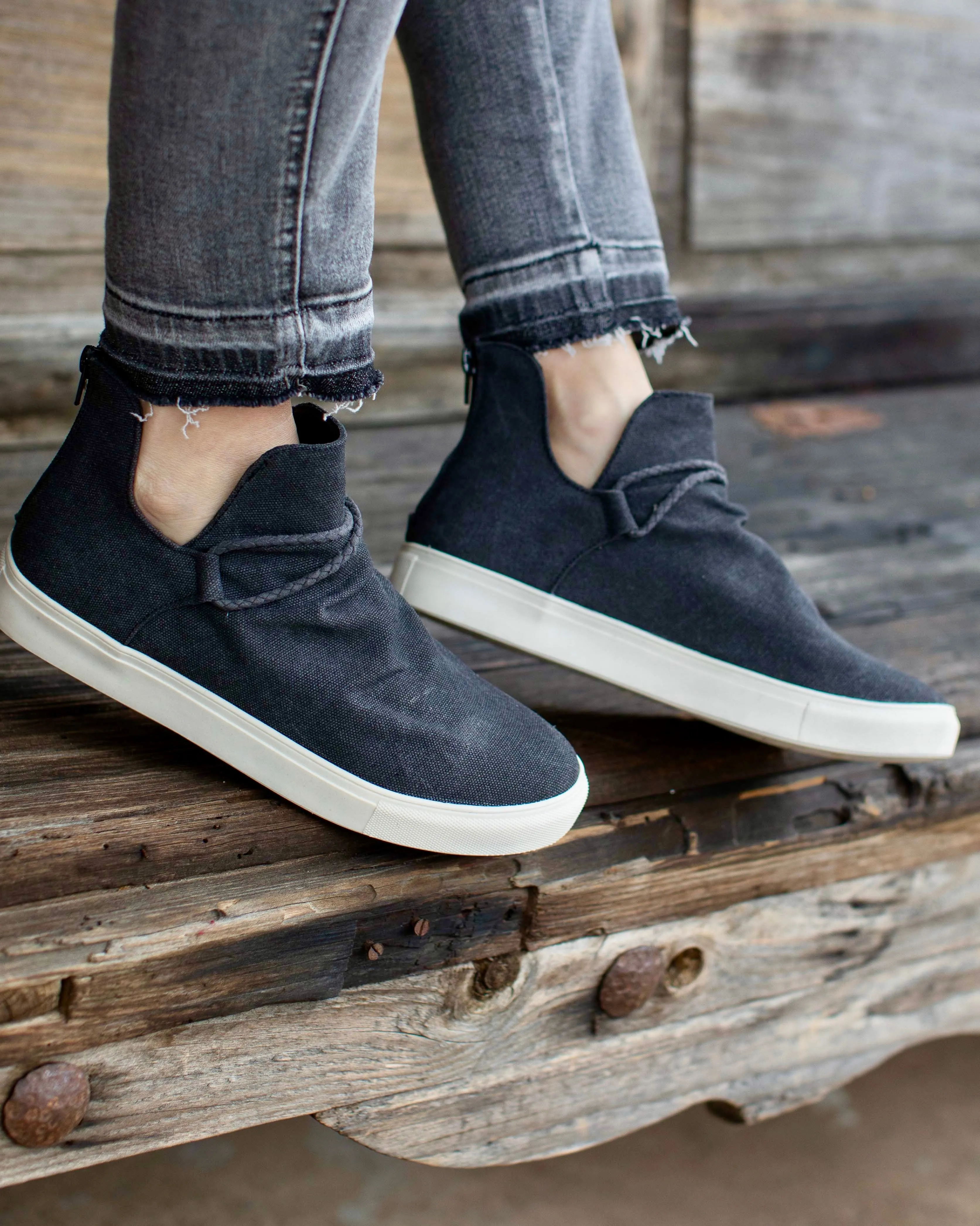LEGACY SLIP ON BY VERY G - WASHED BLACK