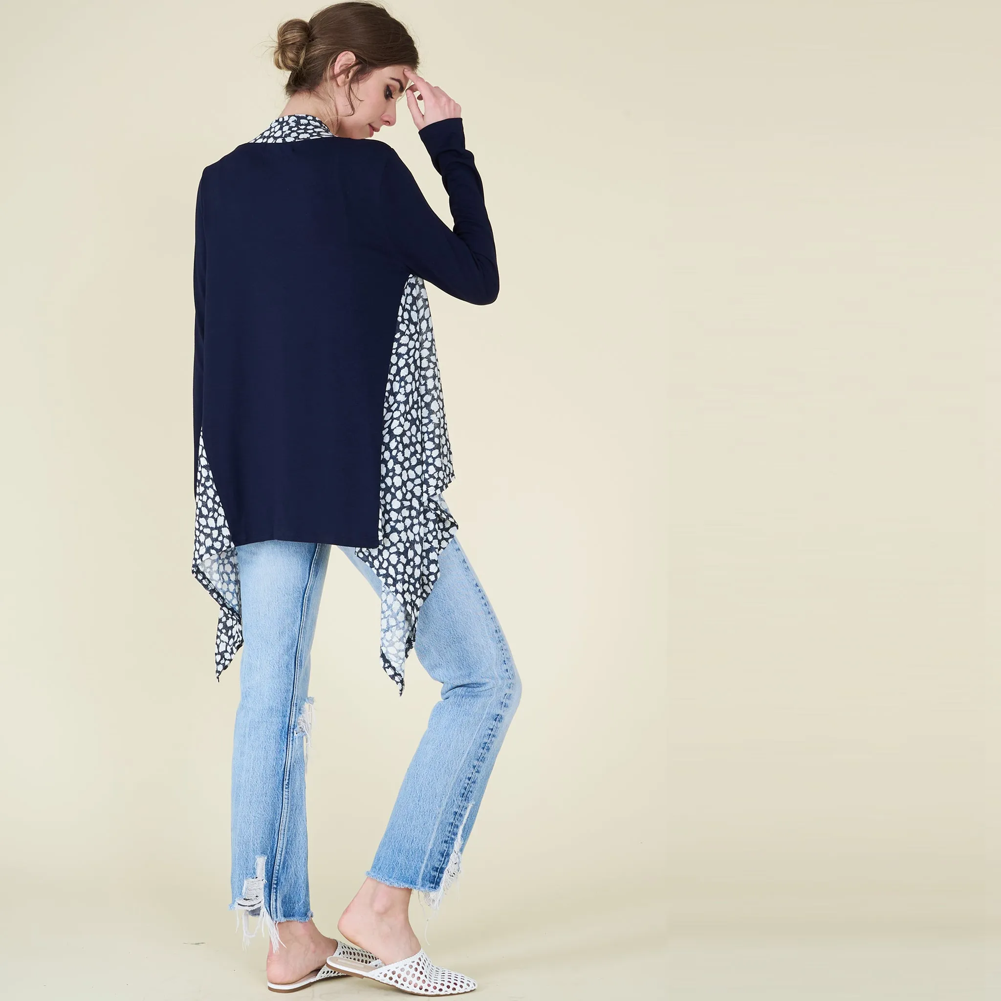 Mono Giraffe Print Knit Cardigan