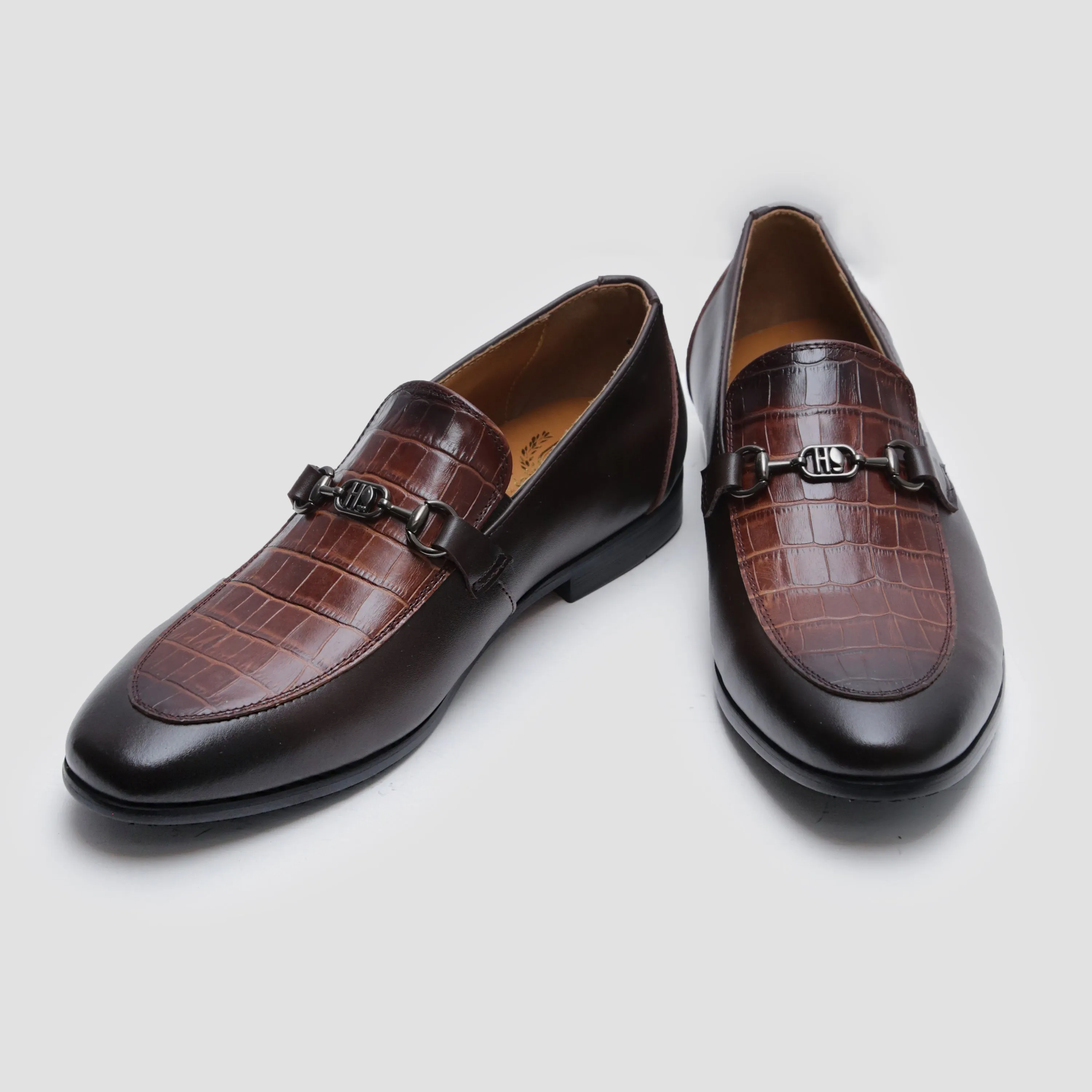 MULTI LEATHER EMBOSSED SHOES