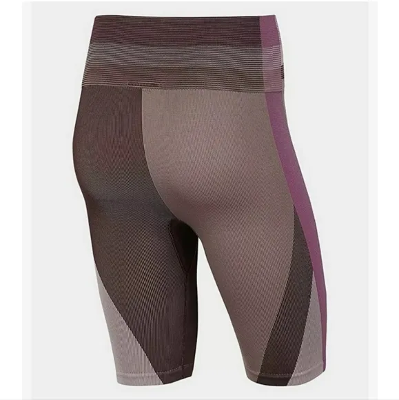 NIKE Icon Clash Seamless 8&quot; Training Bike Shorts Womens Medium