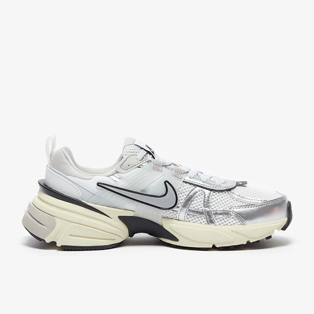 Nike Womens V2K Run