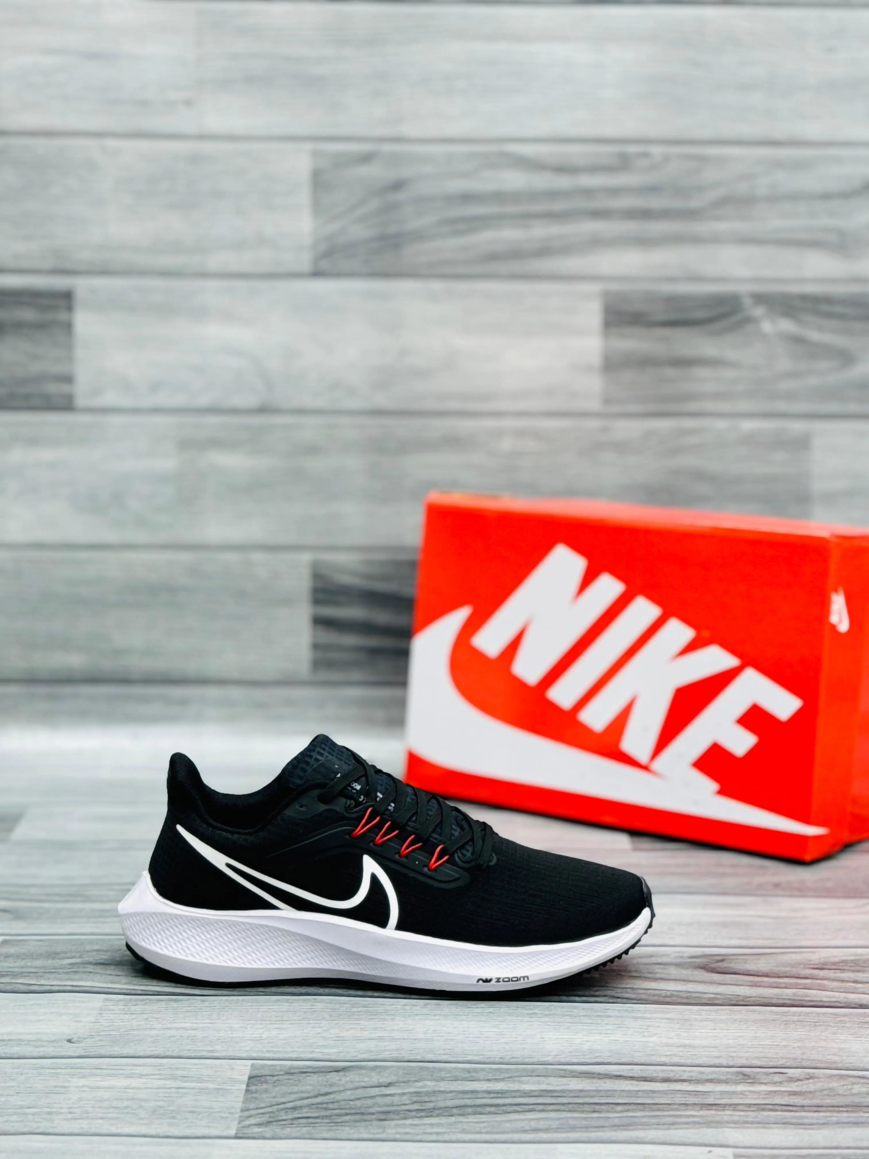 NKE - AIR ZOOM PEGASUS 39