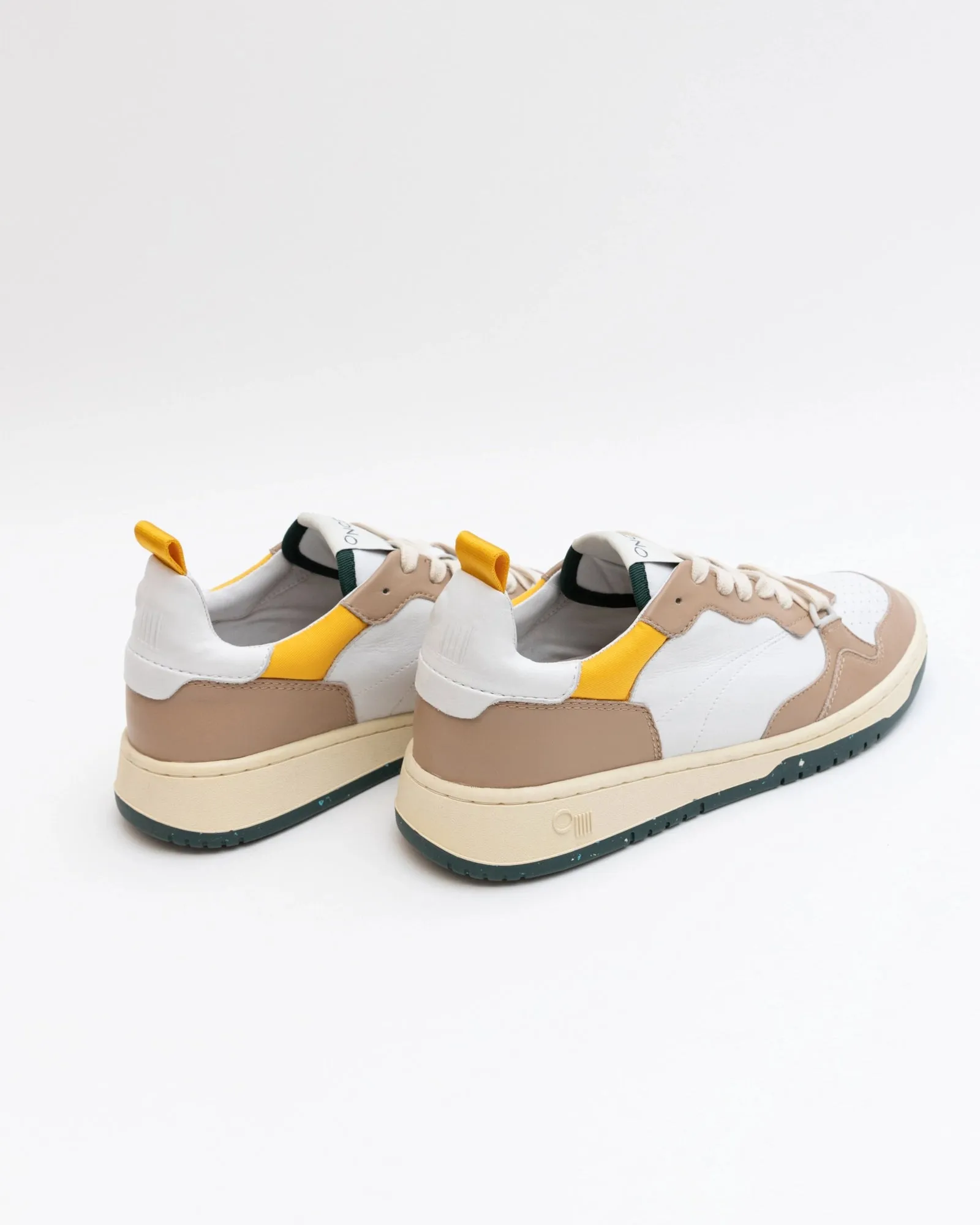 ONCEPT Phoenix Courtside Sneaker
