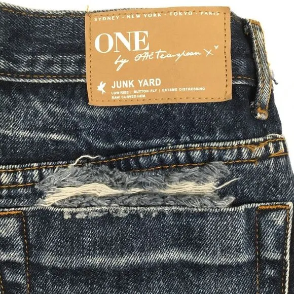 One Teaspoon Denim Junk Yard Mini Skirt Size 25 Low Rise Raw Hem Distressed Y2K