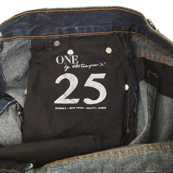 One Teaspoon Denim Junk Yard Mini Skirt Size 25 Low Rise Raw Hem Distressed Y2K