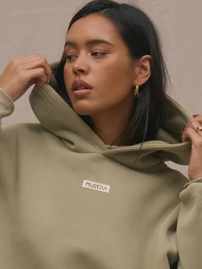 Oversized Logo Hoodie – Casual Streetwear Pullover