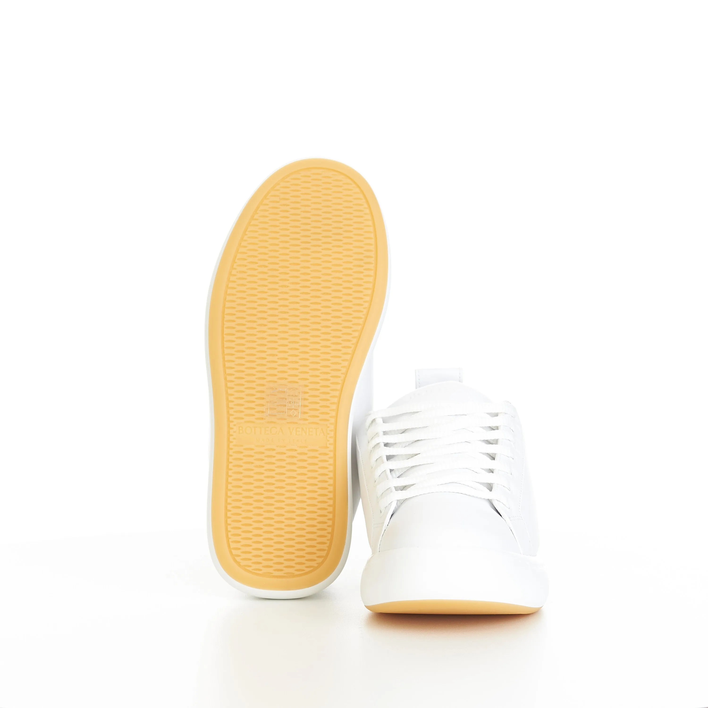 "Pillow" Lace-up Sneakers In Optic White / Natural Padded Leather
