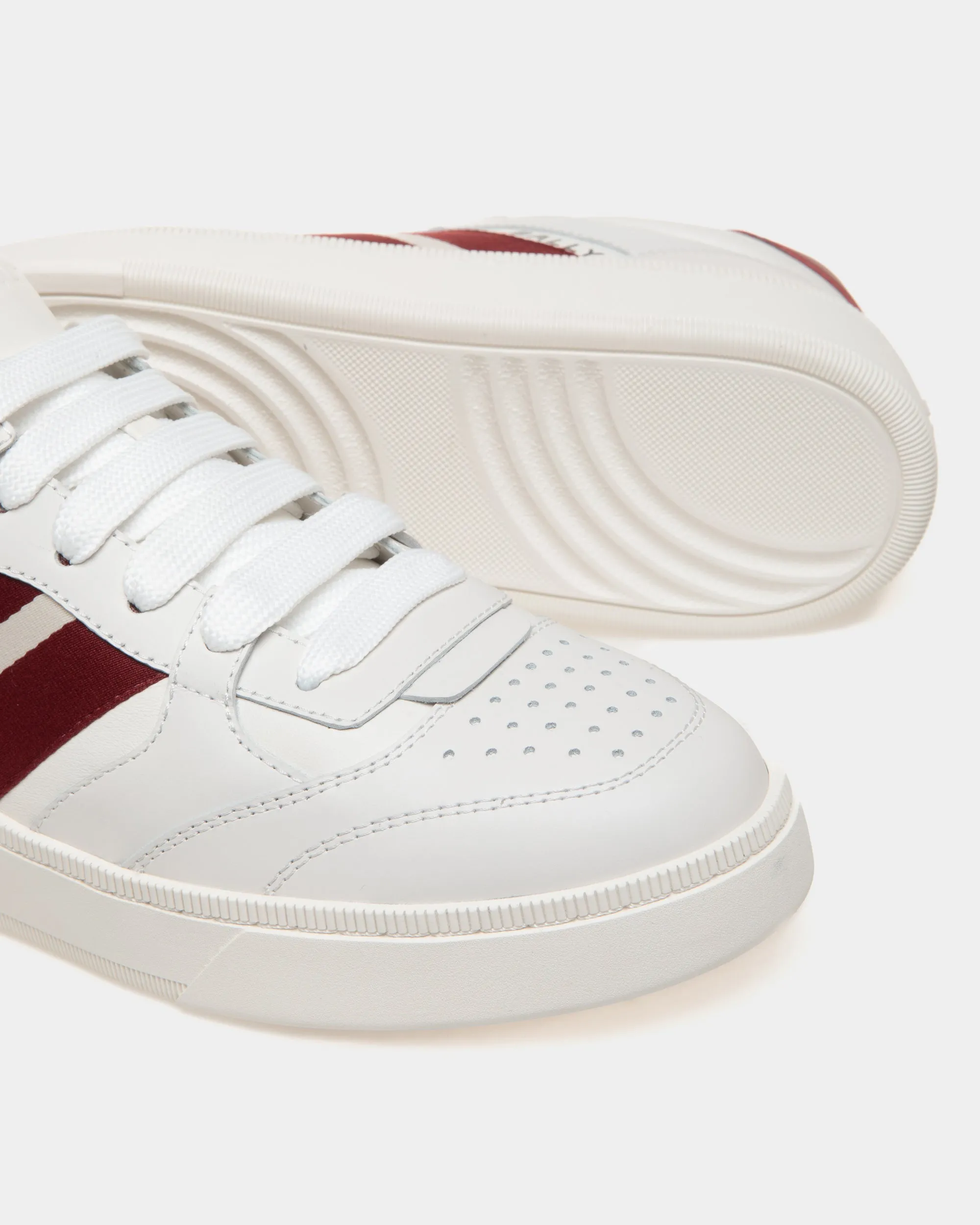 Rebby - Sneaker