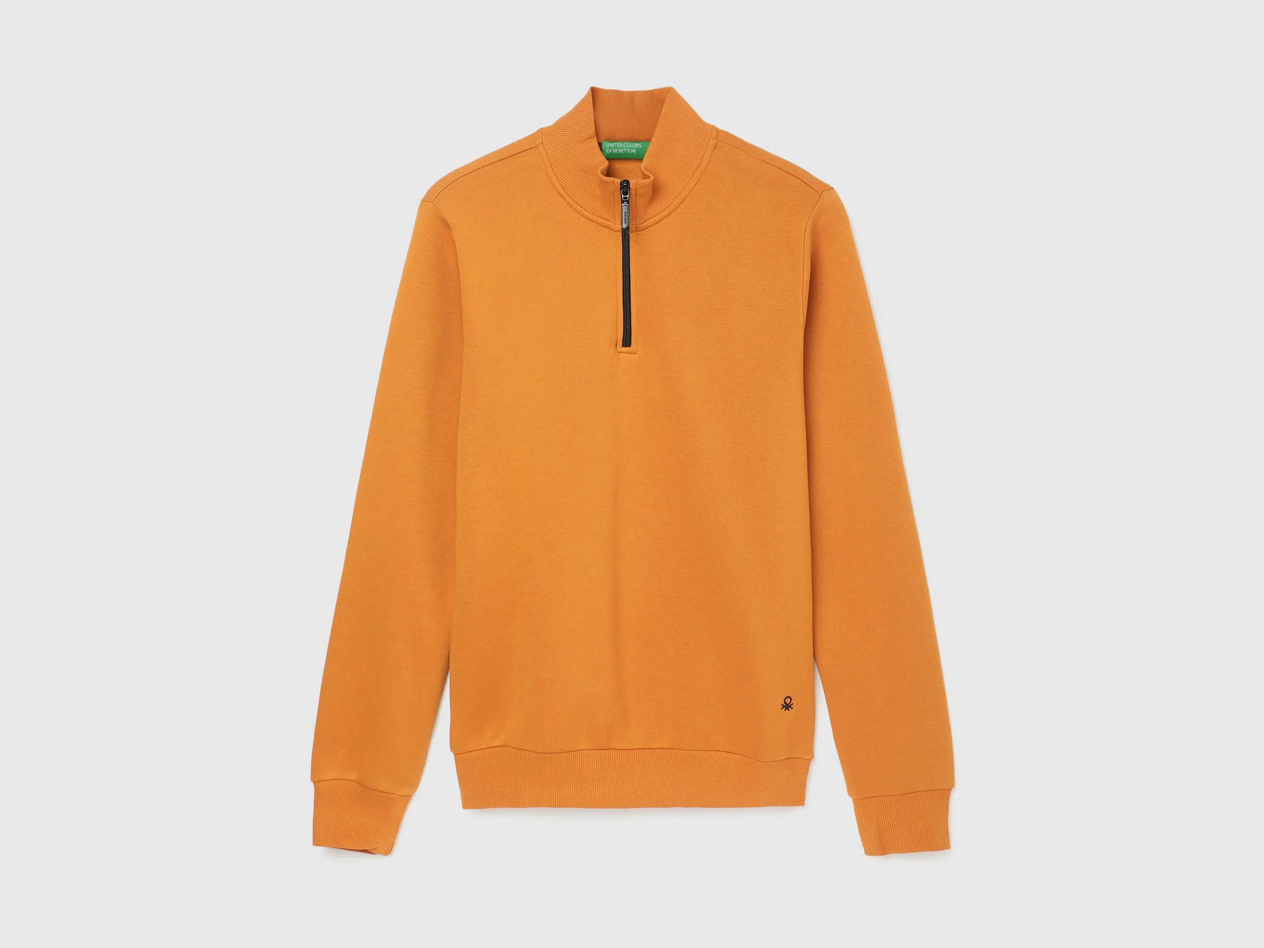 Slim Fit Mock Neck Solid Sweatshirt