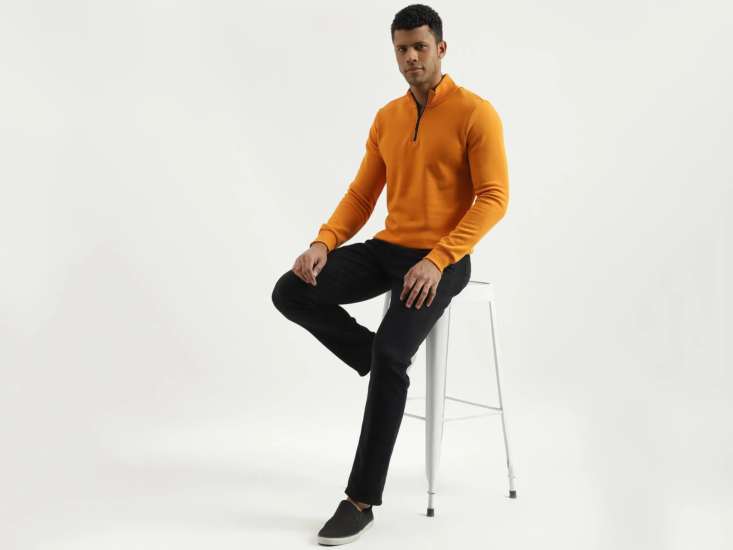 Slim Fit Mock Neck Solid Sweatshirt