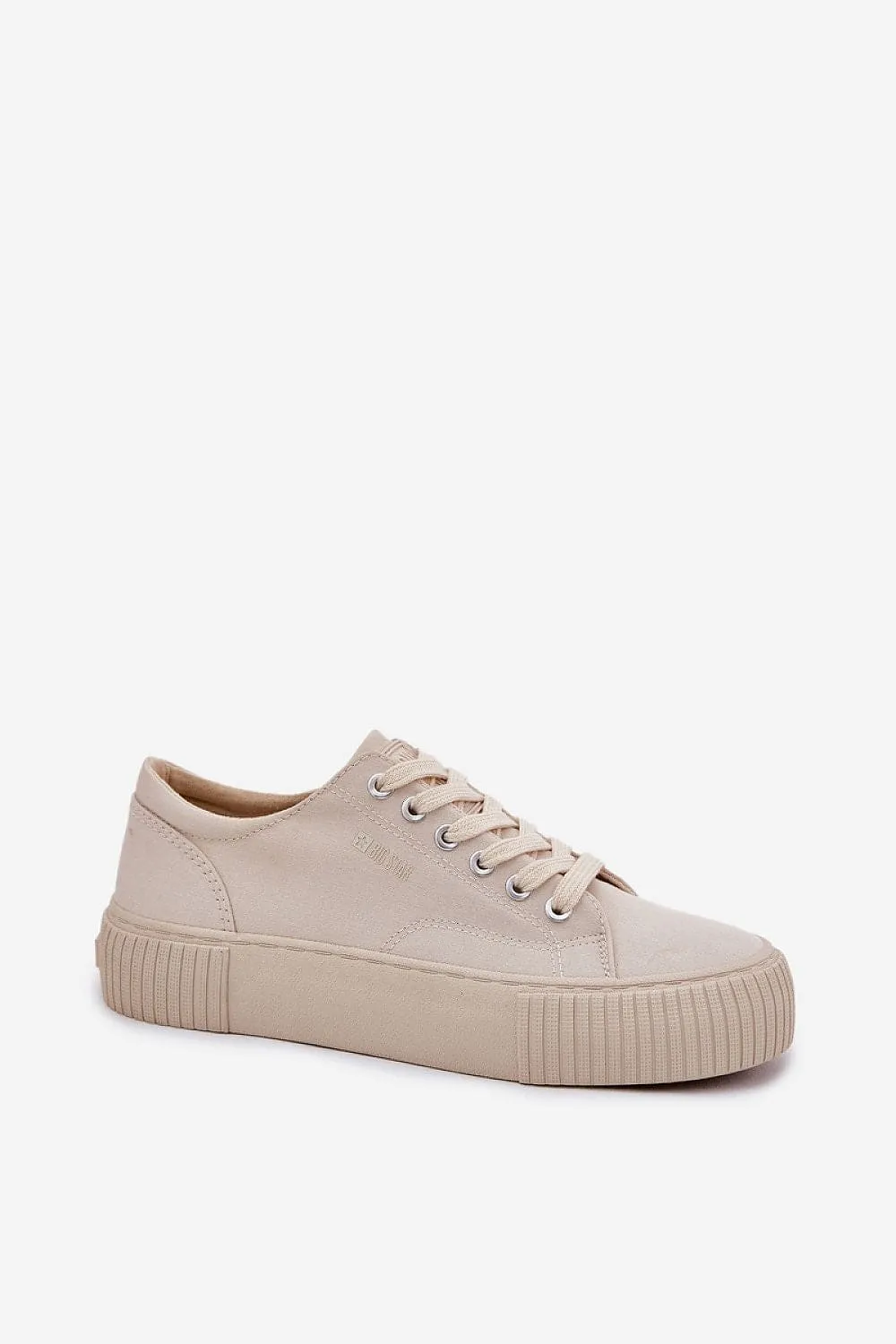 Sneakers Step in style