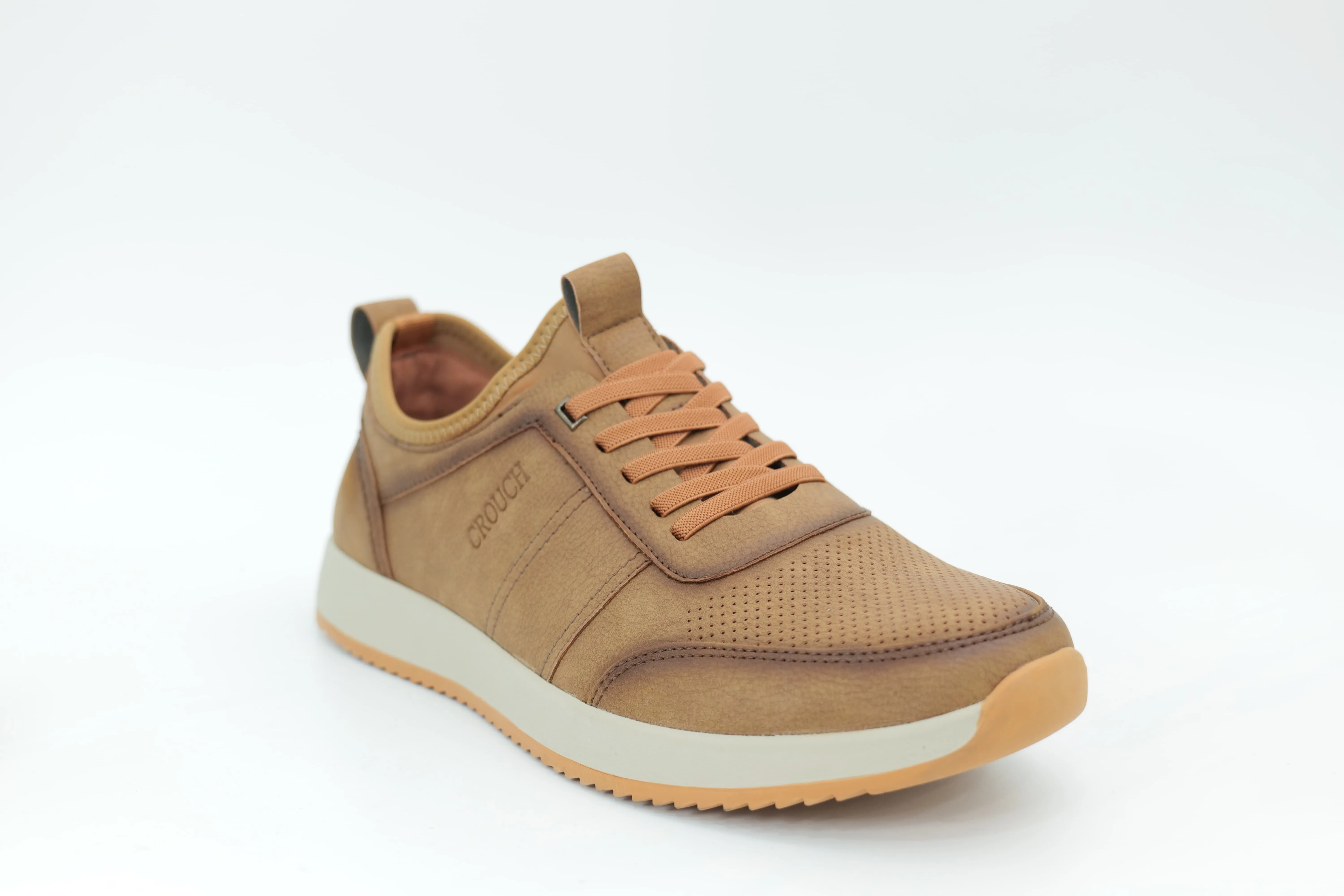 Sports shoes
