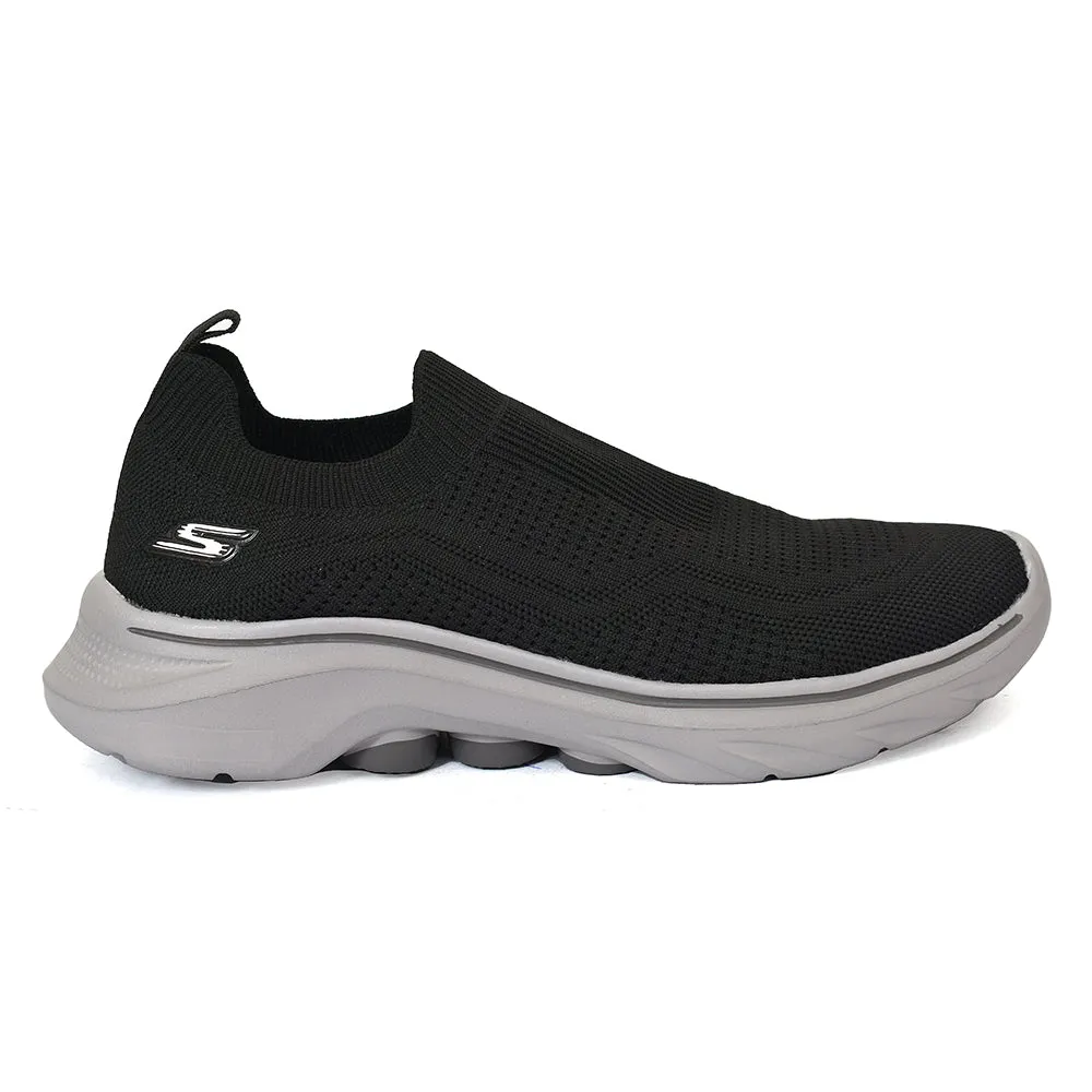 Sports Shoes