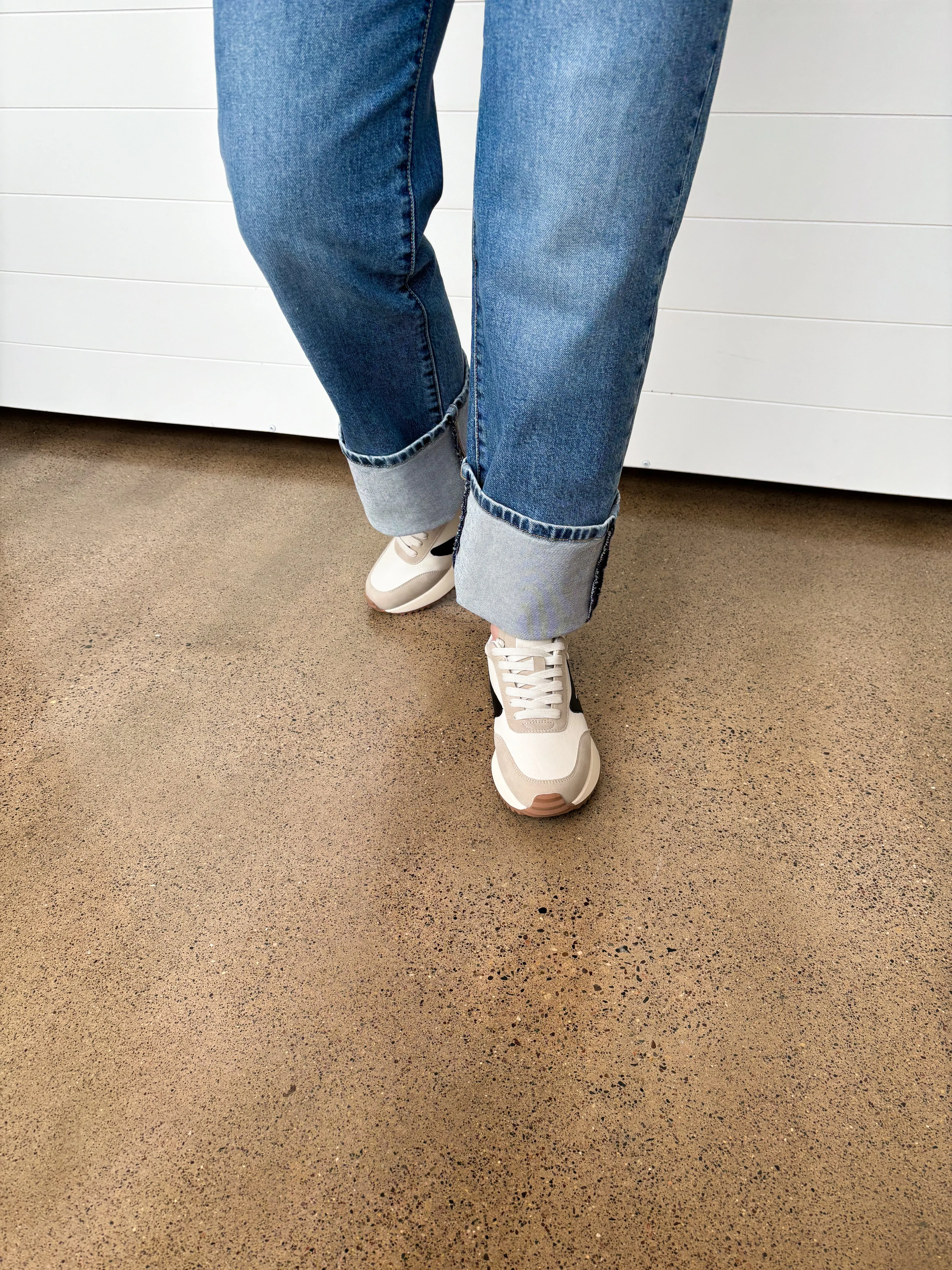 The Bynx Sneaker