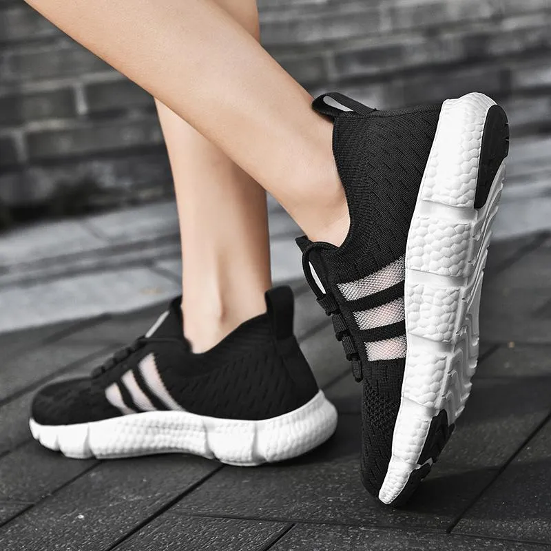 Women's comfy and light sneakers